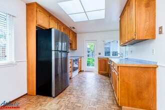 455 Liquidambar Way in Sunnyvale, CA - Building Photo - Building Photo