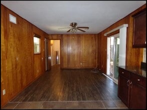 9010 W Markham St in Little Rock, AR - Foto de edificio - Building Photo