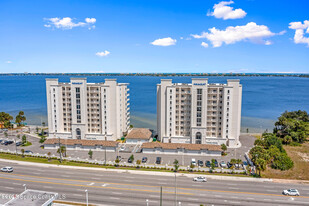 1465 S Harbor City Blvd in Melbourne, FL - Building Photo