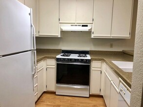 11150 Trinity River Dr in Rancho Cordova, CA - Building Photo - Building Photo