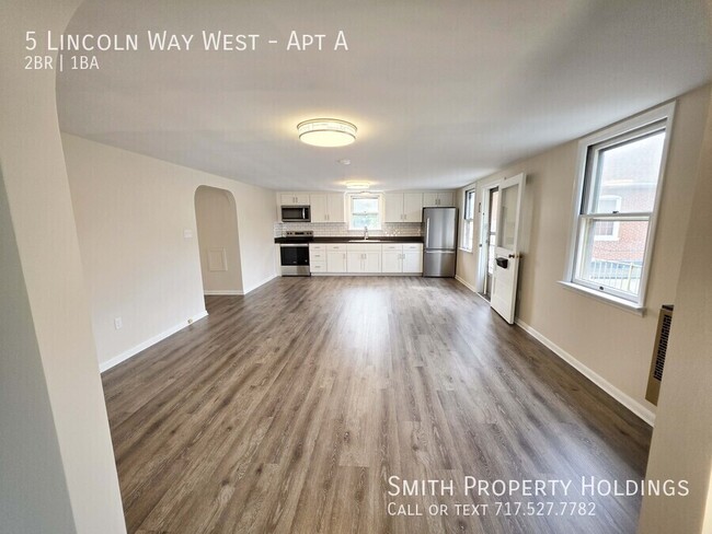 5 Lincoln Way W in New Oxford, PA - Building Photo - Building Photo
