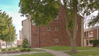 Clark Street Studios Apartments