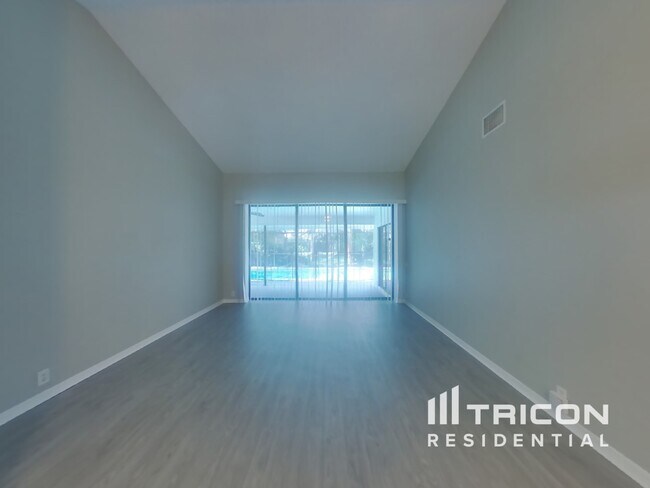 16147 Vanderbilt Dr in Odessa, FL - Building Photo - Building Photo