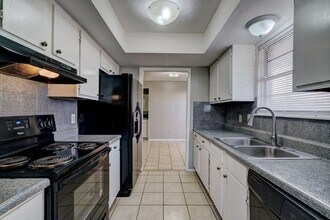 3811 Bradfred St in Midwest City, OK - Building Photo - Building Photo