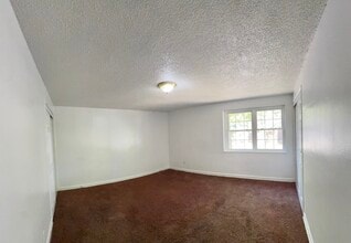 928 N Prairie Ave in Joliet, IL - Building Photo - Building Photo