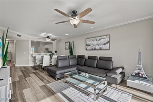 7846 Regal Heron Cir