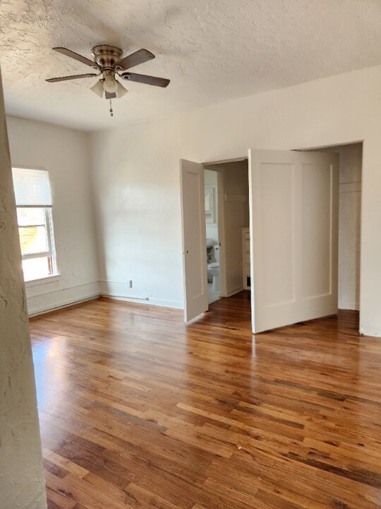 1845 N Gramercy Pl in Los Angeles, CA - Building Photo