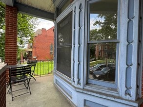 5474 Black St, Unit Apartment 1 in Pittsburgh, PA - Building Photo - Building Photo
