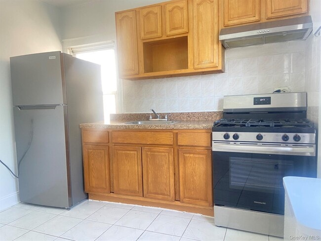 148-16 87th Ave