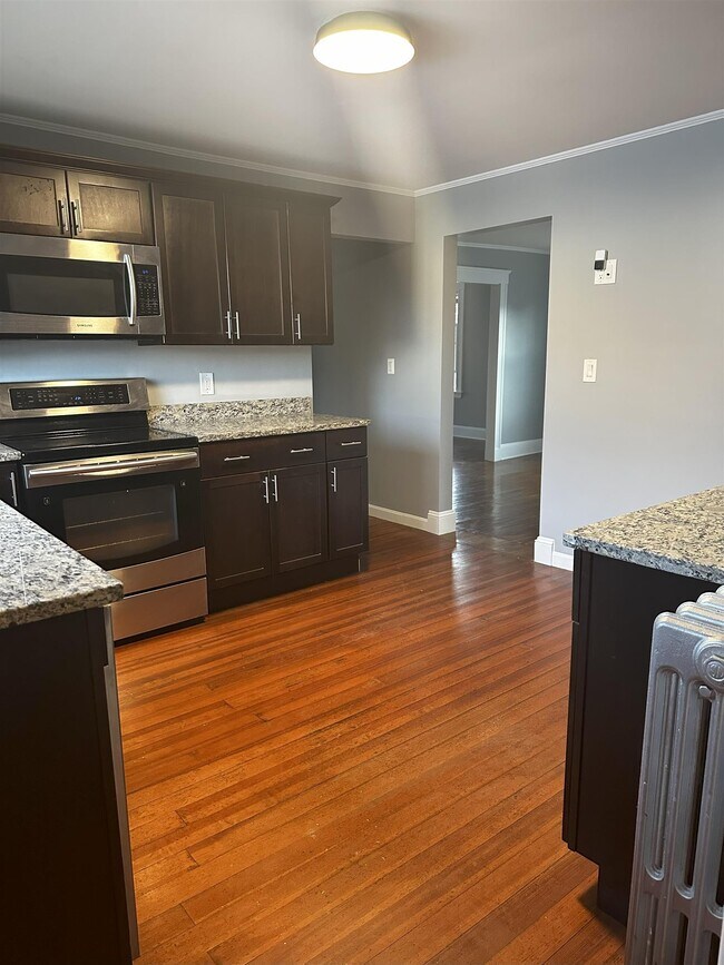 62 Billings Ave, Unit 2