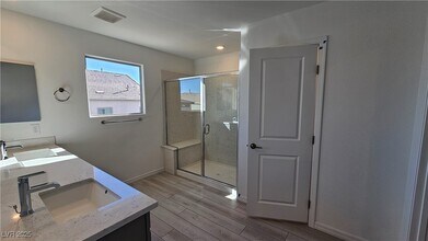 10242 Altavia Rock St in Las Vegas, NV - Building Photo - Building Photo
