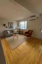 1083 La Salle Rue in Longueuil, QC - Building Photo - Building Photo