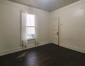 1421 N Corona St in Colorado Springs, CO - Building Photo - Building Photo