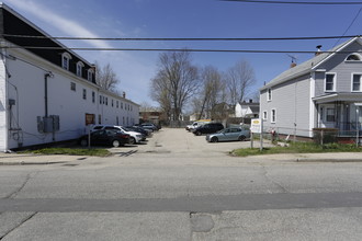 8 Chapel St in Dover, NH - Building Photo - Building Photo