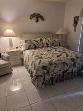102 Capri Isles Blvd in Venice, FL - Building Photo - Building Photo