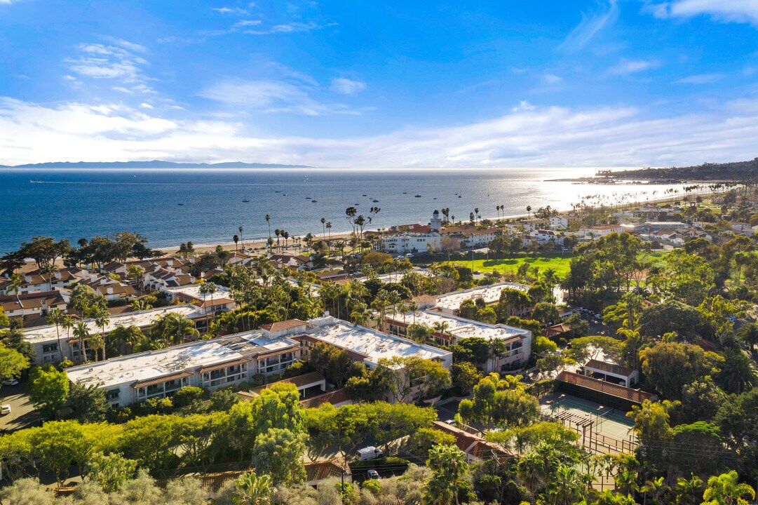 245 Por La Mar Cir, Unit 0 in Santa Barbara, CA - Building Photo
