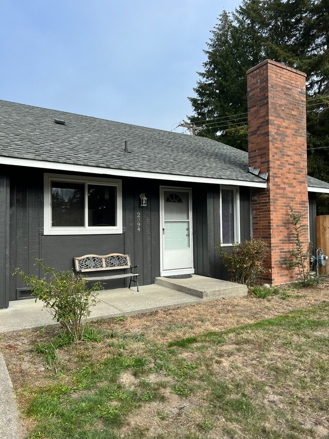 2394 Lodgepole Dr SE
