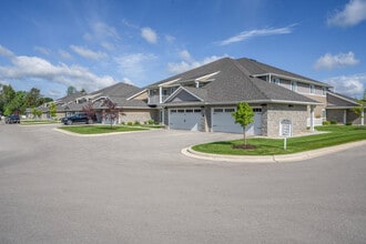 Nottingham Place in Green Bay, WI - Foto de edificio - Building Photo