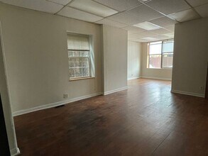 4503 W Armitage Ave in Chicago, IL - Building Photo - Building Photo