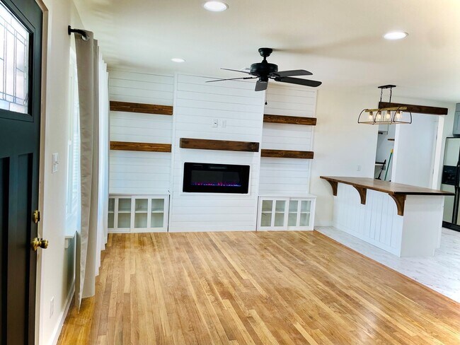 311 SW 10th St in Andrews, TX - Building Photo - Building Photo