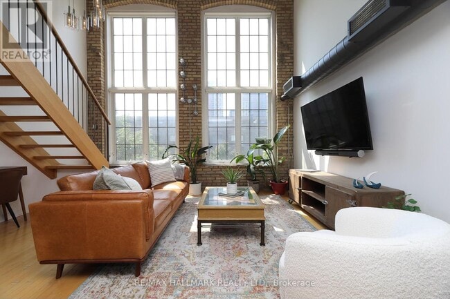 property at 1100 Lansdowne Ave