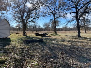 2114 Polly Ln in La Vernia, TX - Building Photo - Building Photo