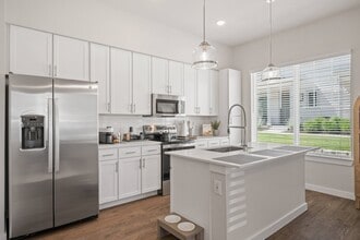 Avendale Painted Tree in McKinney, TX - Building Photo - Building Photo