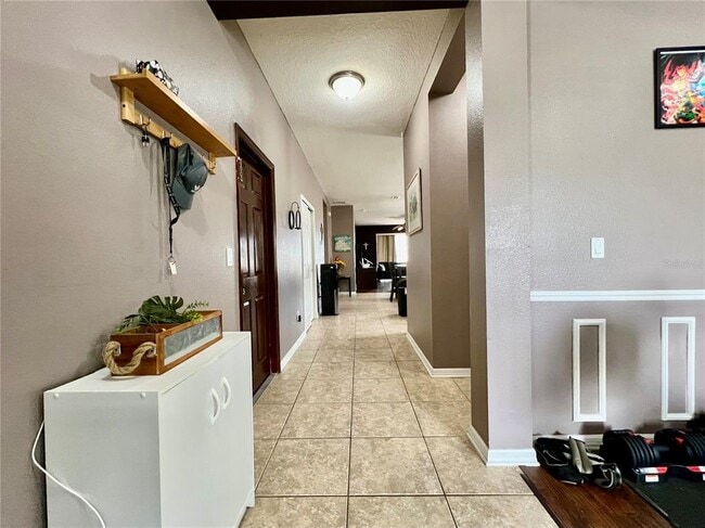724 Parker Den Dr in Ruskin, FL - Building Photo - Building Photo