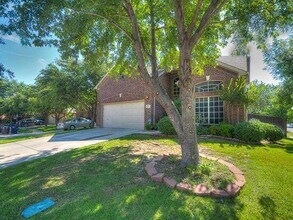8013 Peony Ct in Fort Worth, TX - Building Photo - Building Photo