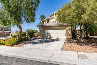 3792 Autumn King Ave in Henderson, NV - Building Photo - Building Photo