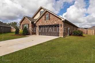 14496 Chenin Blanc Dr in Silverhill, AL - Foto de edificio - Building Photo