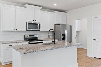 9509 Demure Dr in Manor, TX - Building Photo - Building Photo