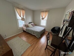 16 Byron St in Waterbury, CT - Building Photo - Building Photo