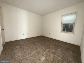 2506 Fairfax Dr in Arlington, VA - Building Photo - Building Photo