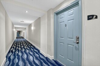 625 Casa Loma Blvd in Boynton Beach, FL - Building Photo - Building Photo