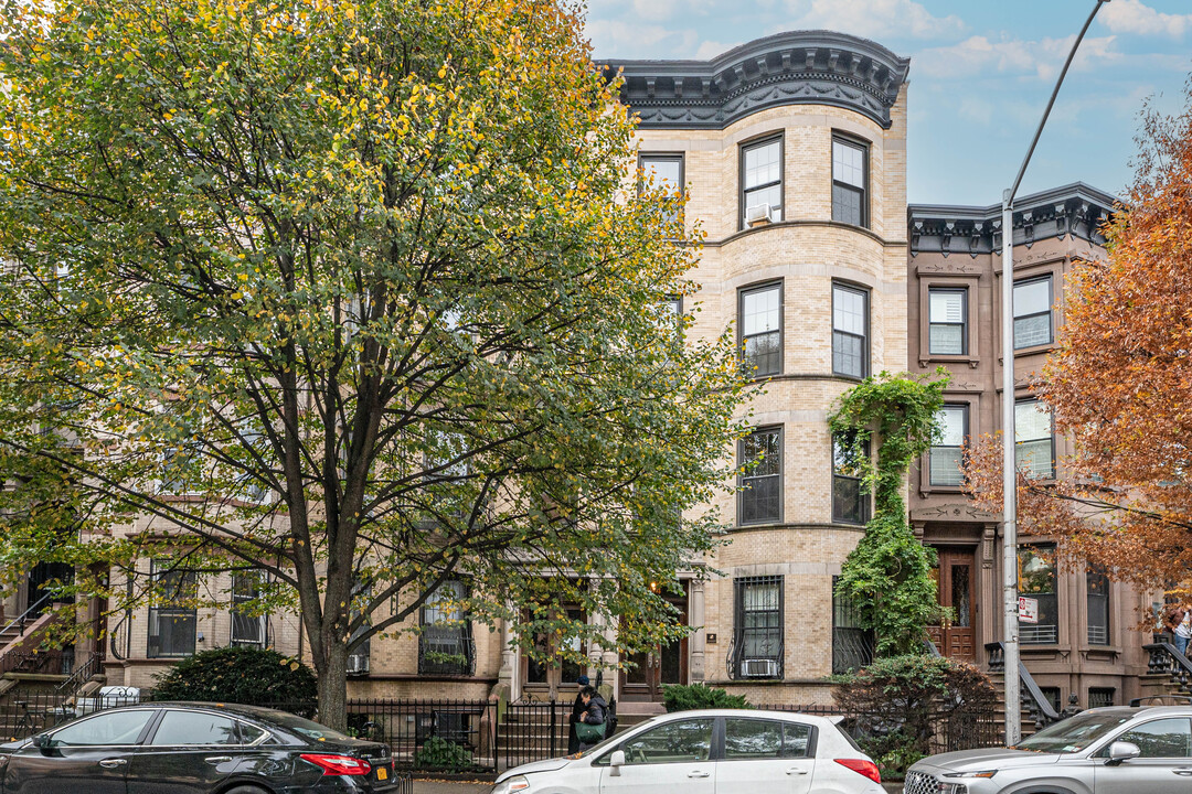 194 Park Pl in Brooklyn, NY - Foto de edificio