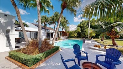 10420 SW 64th St in Miami, FL - Foto de edificio - Building Photo