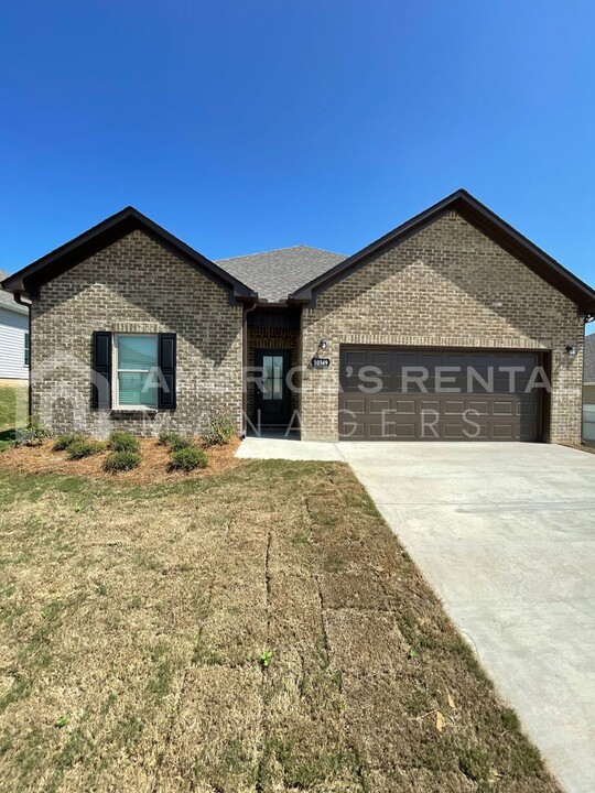 10349 Middleton Rd in Vance, AL - Building Photo