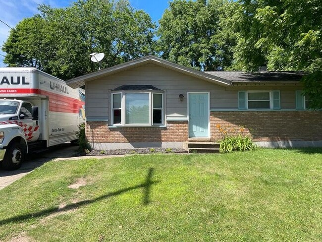 2223 Humphrey St in Kalamazoo, MI - Building Photo - Building Photo