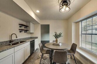 6730 Fire Hill Dr in Fort Worth, TX - Building Photo - Building Photo