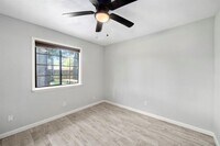 13234 Boyer Ln photo'