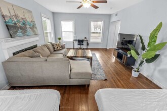 3321 Charleston St in Houston, TX - Building Photo - Building Photo