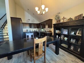 1503 Lark St in Santa Maria, CA - Building Photo - Building Photo