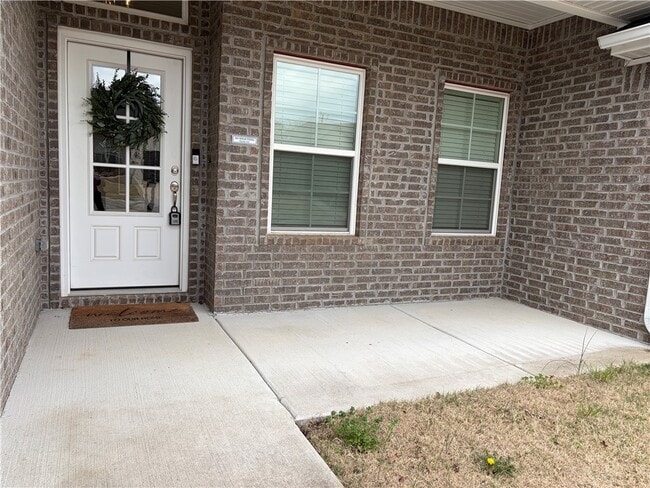 2739 S Angels Rd in Fayetteville, AR - Building Photo - Building Photo