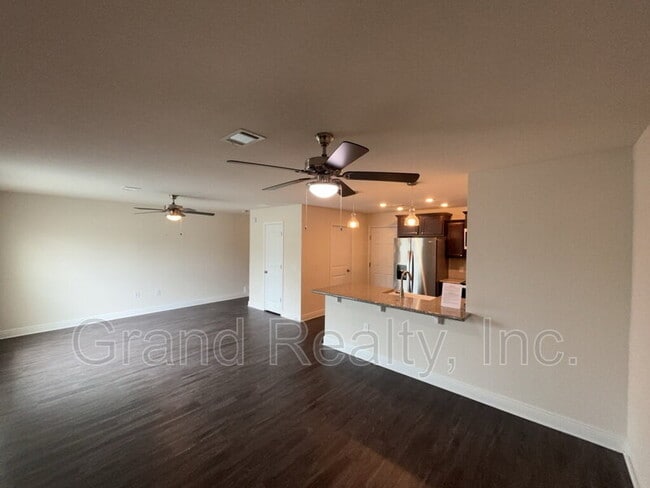 5033 Peach Dr in Milton, FL - Building Photo - Building Photo