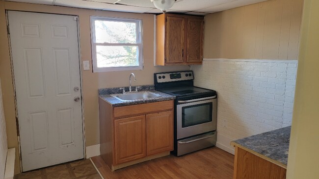 224 N 2nd St, Unit 4 in Millville, NJ - Building Photo - Building Photo
