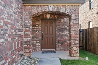 17409 Crazy Arm Rd in Round Rock, TX - Building Photo - Building Photo