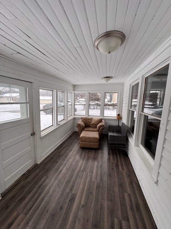 523 Tyler St in Anoka, MN - Building Photo - Building Photo