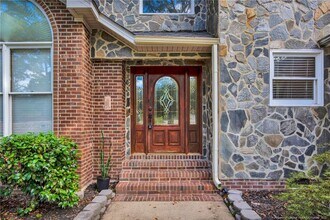 160 Carolina Way in Sanford, NC - Building Photo - Building Photo
