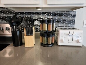 15904 Admiralty Way, Unit SI ID1051265P in Lynnwood, WA - Building Photo - Building Photo